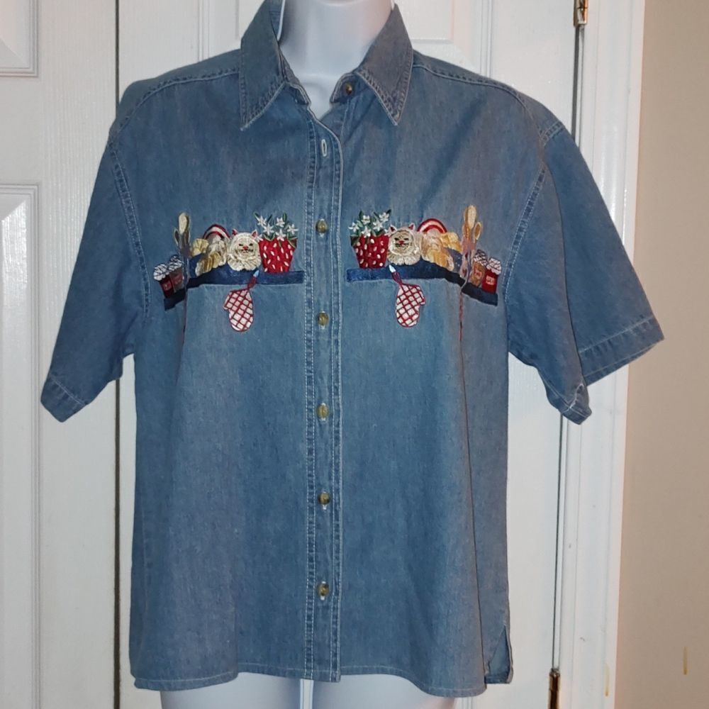 Vintage Let's Quizz Again denim cat embroidered button down shirt  Sz S